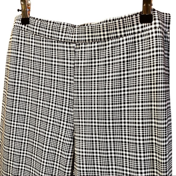 Houndstooth Plaid Leggings. Size L NWOT - Picture 2 of 3